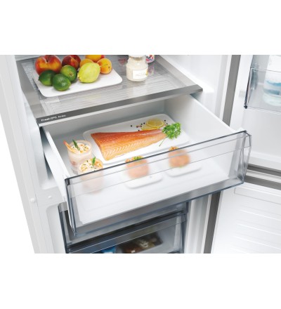 Candy Candy CNCQ2T618EX Frigorifero Combinato Libera installazione 355 L No Frost Classe E Acciaio inox Candy Candy CNCQ2T618EX Frigorifero Combinato Libera installazione 355 L No Frost Classe E Acciaio inox