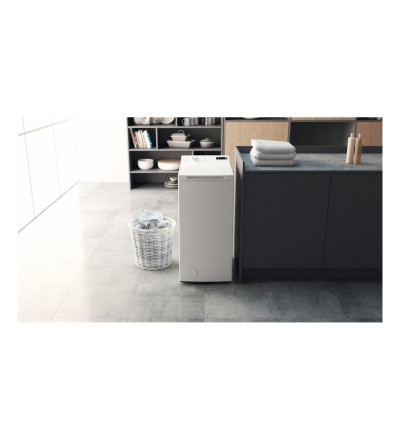 Hotpoint Ariston HOTPOINT LAVATRICE CARICA DALL'ALTO 6KG CLASSE C 1200GIRI WMTF 624U IT Hotpoint Ariston HOTPOINT LAVATRICE CARICA DALL'ALTO 6KG CLASSE C 1200GIRI WMTF 624U IT